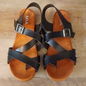 Mia Black Sandals 6.5M
